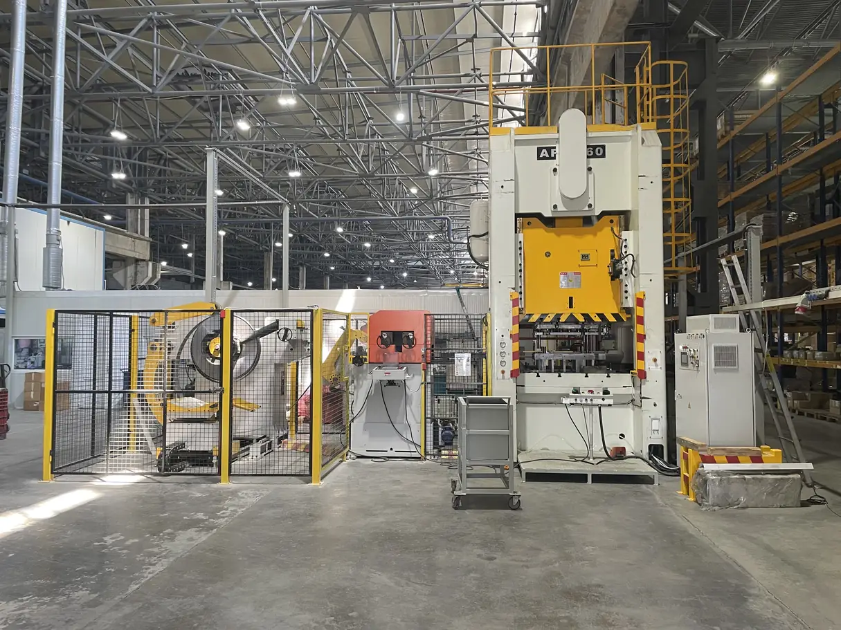 Proyecto HENLI en Francia para componentes HVAC