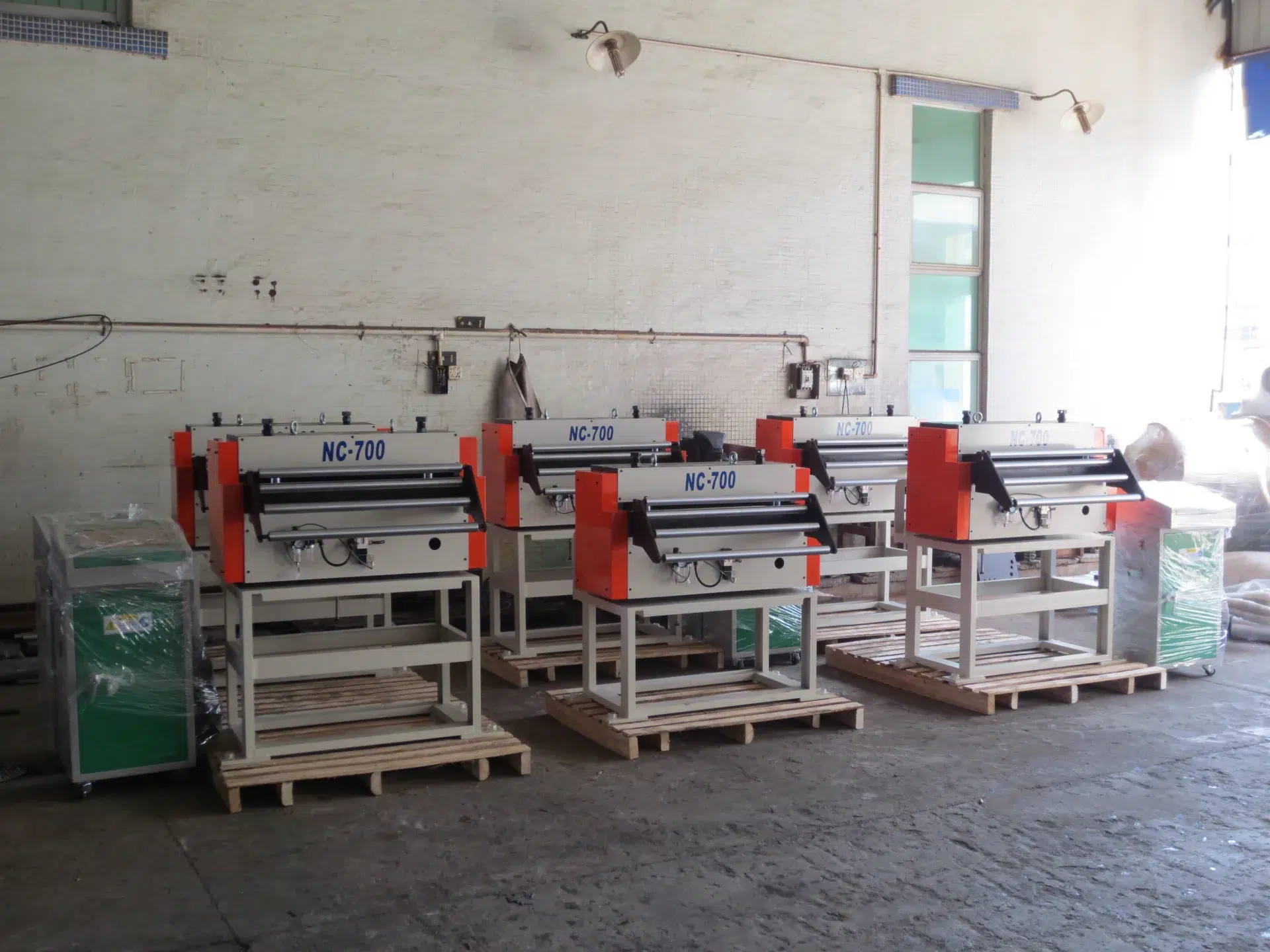 Equipo HENLI de línea de alimentación en alimentador servo patina retrocede tira