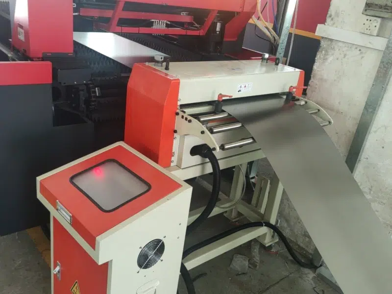 Retrofit de una prensa con alimentador servo NC HENLI