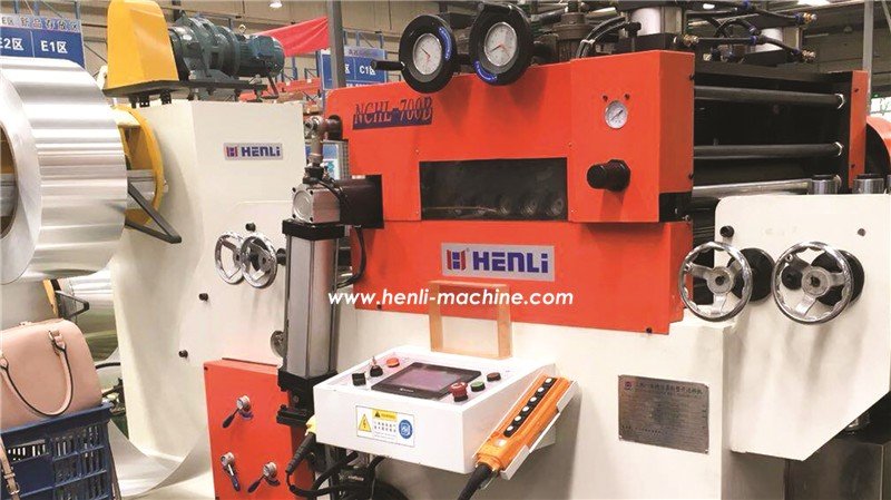 Cabezal enderezador abrible para limpieza de los rodillos del NCHL-B