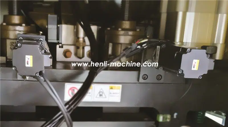 Actuadores para el ajuste automático de corrección del alimentador NCHL-C