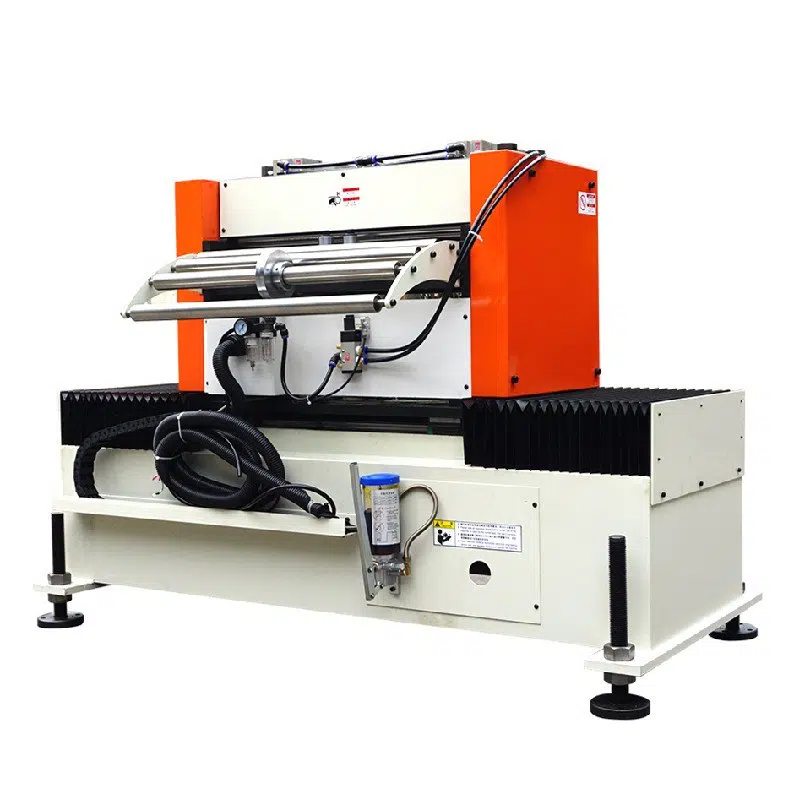 Alimentador servo zigzag HENLI con mesa de movimiento lateral