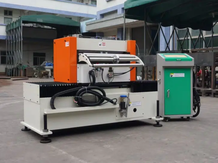 Alimentador servo zigzag HENLI con gabinete de control independiente