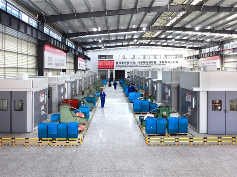 CL 2 en 1 dentro de una celda de estampado insonorizada y compacta