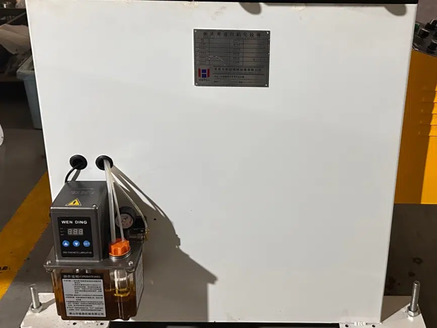 Sistema de lubricación circulante de una niveladora de precisión